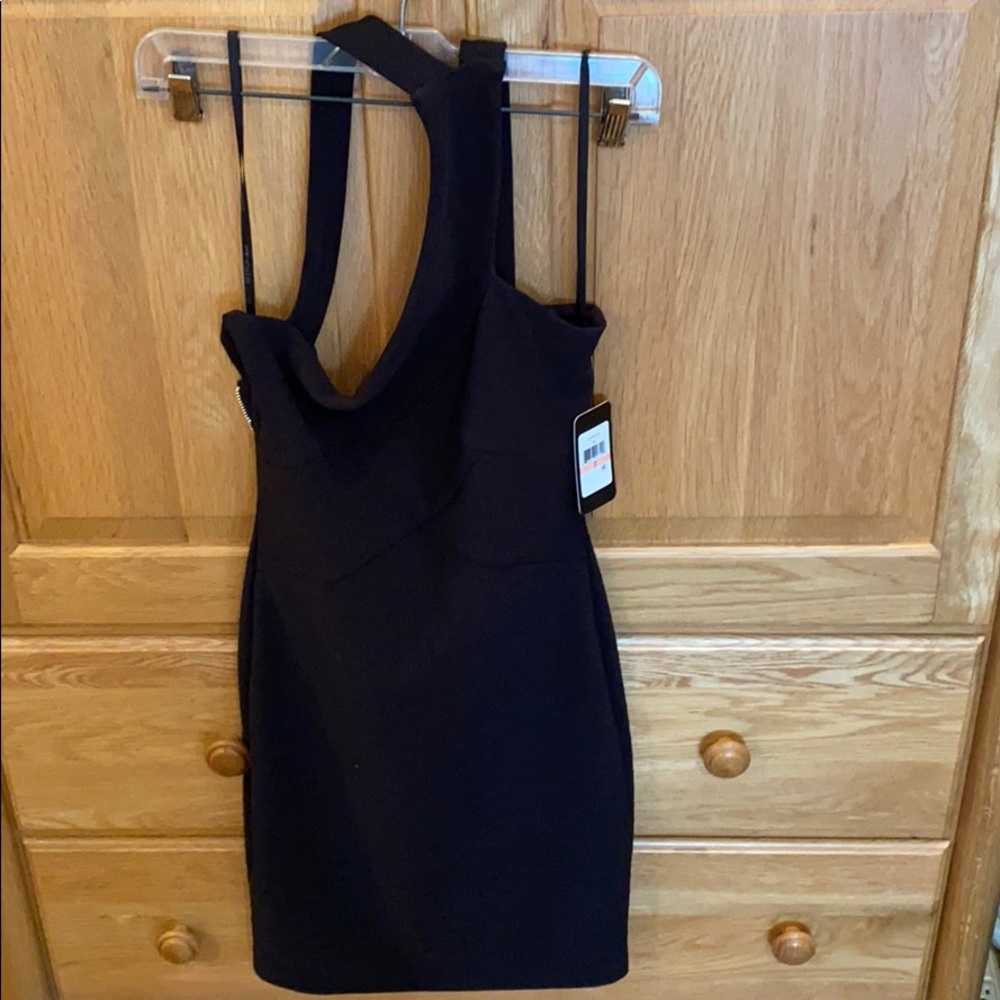 guess black cocktail dress